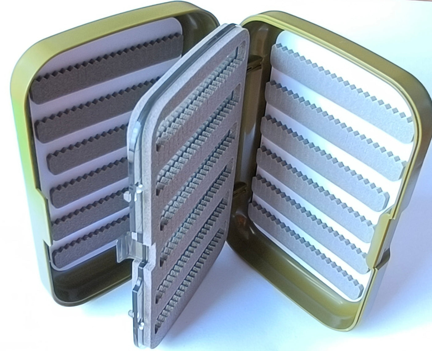 POCKET SWING LEAF FLY BOX OLIVE